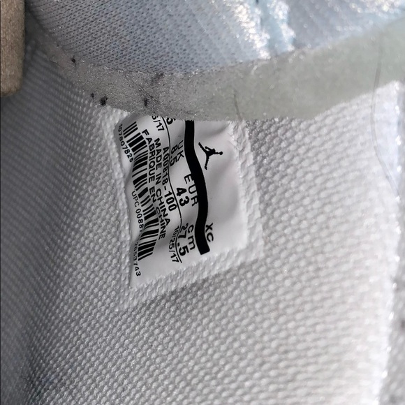 Off White Air Jordan 1 retro highs. - Picture 2 of 5